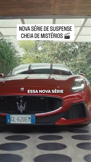🎬VEJA ONDE ASSISTIR ESSA SÉRIE 👀👇🏻 . . Para tudo porque chegou essa nova série de suspense cheia de mistério que com certeza vai te prender no sofá! Ela é aquele tipo de série curtinha que vai te fazer maratonar de uma vez ! A série chega amanhã (24 de outubro) no catálogo @universalplusbr eu eu tenho certeza que vocês vão curtir Agora me fala aí quem vai assistir essa novidade ? 👇🏻👀 #HotelCostiera #LoBuenoDeSerAdulto #UniversalPlus #dicasdeseries #serie #suspense | Loading Series