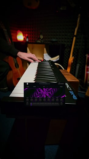 This guitar plugin will guide you to make melodies #producers #shorts