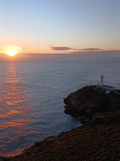 South stack lighthouse, Holyhead. awesome sunset with beautiful views. #nature #country #love #help #viral