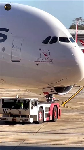 Aj facts2. on Instagram: "How Do Airports Move Planes Without Engines? ✈️🤯 | Aircraft Tug Explained #AircraftTug #AirportTechnology #pushback #explore #instagram"