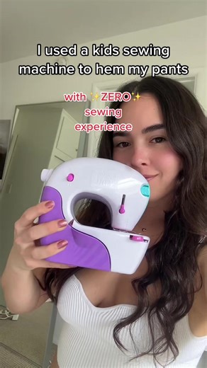 You can skip the tailor and diy with a little #coolmaker sewing machine 🧵. Also no cutting involved so its fully reversable! #diyproject #diy #diyhemming #easysewing #beginnerssewing #kumikreator #stitchnstyle