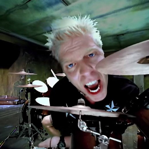 55K views · 991 reactions | You can now watch "The Kids Aren’t Alright” music video remastered in HD for the first time ever on YouTube Music! https://youtu.be/7iNbnineUCI Which of our music videos would you like to see remastered next? | The Offspring | Facebook