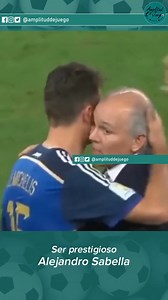 ✅️⚽️ | Ser prestigioso. 👨‍🏫⚽ | Alejandro Sabella #Sabella #AlejandroSabella #Futbol #FutbolBase #Fifa #AmplitudDeJuego #Argentina #JugarALaPelota #Potrero #Pelota #CampoDeJuego #Dribling #Finta #Engaño #SimplementeFutbol | Amplitud de juego