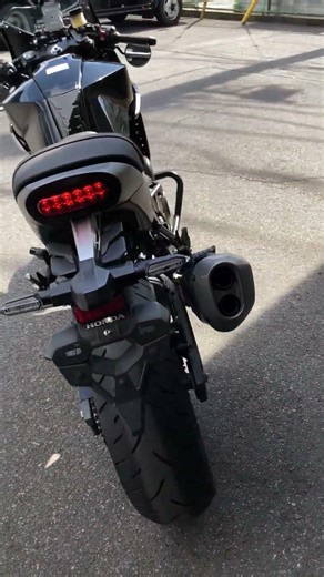 RONA JAPANさいたま店 ホンダ HAWK11 ETC2.0・グリップヒーター・エンジンガード 取説有 【ローン可】ロナジャパン ホーク11 SC85