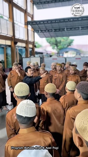 Program Belajar Bahasa Arab Pagi Siswa SMPIT Imam An-Nawawi Pekanbaru.