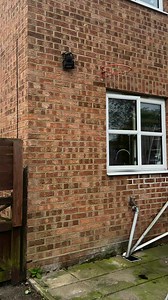 429K views · 1.4K reactions | Electrician with a Meniscus injury. Installing a Aurora Lighting Vela LED floodlight #electrician #sparky | R Davis Electrical | Facebook