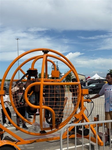 Take your event to the next level with our Gyroscope Extreme Ride — a high-thrill, safety-packed experience that guests will never forget! ' Perfect for fairs, schools, churches, corporate events, and community celebrations. 🎉 Book now & lock in the excitement! 📍6520 Queenston Blvd. Houston, TX 77084 📞(832) 228-4164 📧 info@texasjumpnsplash.com : #GyroExtreme #EventEntertainment #PartyRentals #ExtremeRide #CarnivalFun #ChurchFestival #SchoolCarnival #CorporateEvents #CommunityEvents #TexasEve