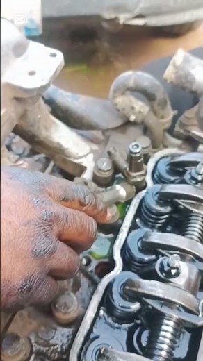 How to remove fuel injector