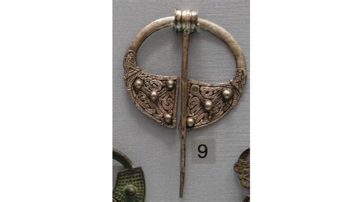 BBC - A History of the World - Object : Penannular brooch from Ballymoney