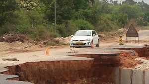 205 reactions | It was all hands on deck in Episode 7, when members of the Western Cape Highway Patrol were pushed to the limit by severe storms across the province! ⛈️☁️⛔ ▶️ Catch all the action from Season 2 on eVOD at https://bit.ly/WCHPS2_eVOD. #WesternCapeHighwayPatrol | Western Cape Highway Patrol | Facebook