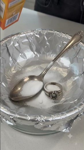How to Clean Silverware and Silver Jewelry at Home #cleantok #kitchenhacks