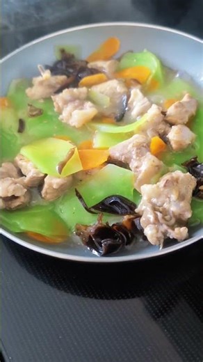 Pork, Celtuce & Wood Ear #food #cooking #asia #recipe #healthyfood #delicious #easyrecipe #homemade