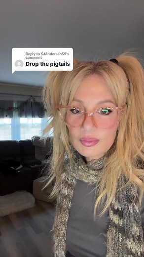 Replying to @SJAndersen59 #pigtails #spacebuns #bekindtoyourselffirst #youramazing #yourbeautiful #loveyabye🧚