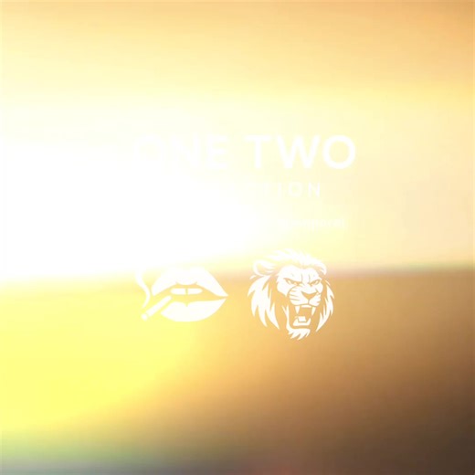 #creatorsearchinsights #streetwearfashion #Minimalism #ChicVibes ONETWOCOLLECTION