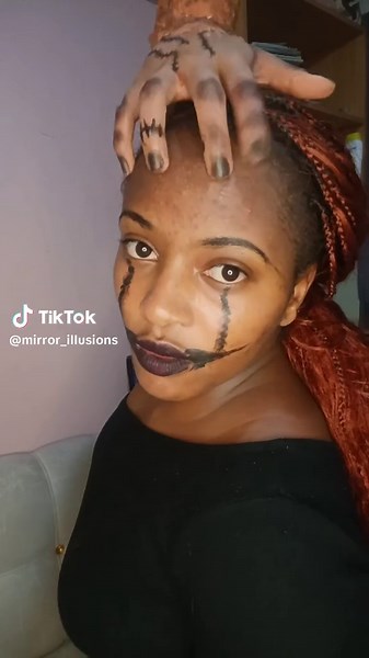 #DarkAesthetic #SpookyVibes #MysteriousMood #CreepyCute #GothicStyle I'm so in love with this 😍