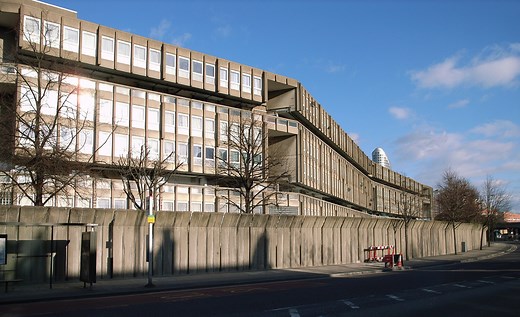 Alison and Peter Smithson: The Duo that Led British Brutalism