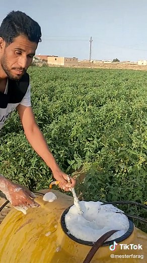 How to Clean Your Agricultural Sprayer Efficiently