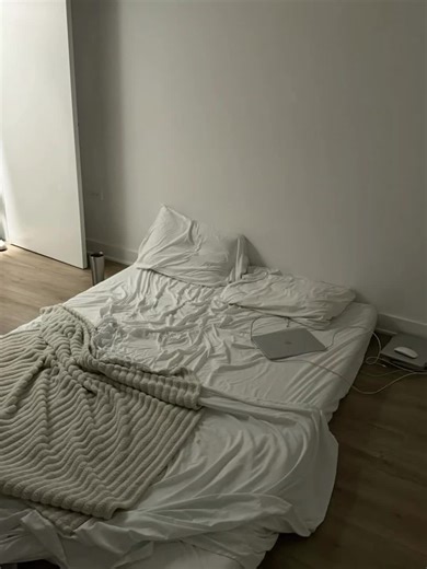 A Guide to Minimalism for Your Bedroom