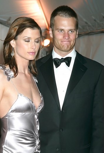 80K views · 417 reactions | Real-Life Erin Reagan Has Happy News: Blue Bloods Star Bridget Moynahan Is Pregnant With Husband Andrew Frankel! (Full information  ) #BlueBloods #BostonBlue | Tom Selleck - Blue Bloods Fans | Facebook