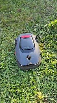 Mova Lidax Ultra 800 robotic lawnmower #2