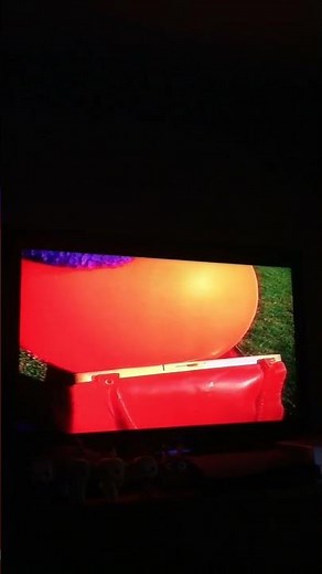 Here Come The Teletubbies Tinky Winky Puts Laa Laa's Ball into His Bag Part 1