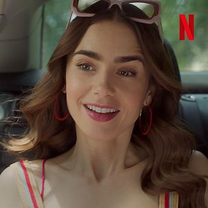 1.2M views · 58K reactions | ¡Oh là là! ‘Emily en París’ estrena segunda temporada frente a la costa azul francesa. Nos vemos el 22 de diciembre, mes amours. | Netflix | Facebook
