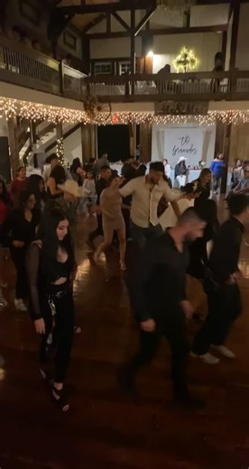 Mexican Wedding Traditions: Party Games and Line Dancing