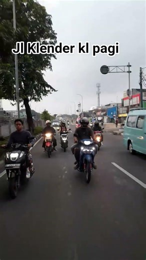 Jalan klender