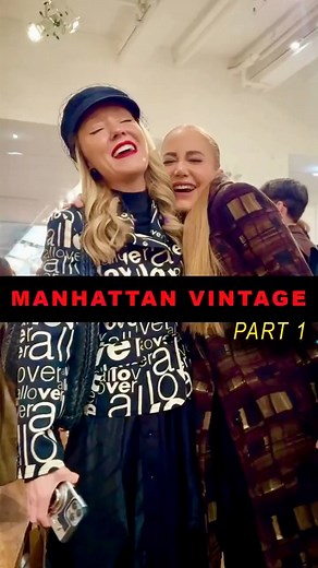 “Life is short. Wear the outfit.” ❤️ Some outtakes from the Manhattan Vintage Show with my friend Kate! PS: Do you want to see the vintage pieces I got from the show? | The Dress Fiend
