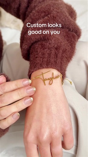 If you’re going to wear a name, make it iconic. 💖 - - - - nameplate necklace, custom name jewelry, personalized necklace, brook and york, custom bracelet, script name necklace, personalized jewelry, everyday gold jewelry, fashion accessories, statement jewelry