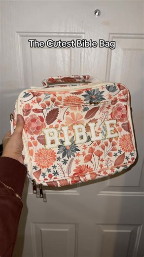 these are super affordable. They have so many cute different Bible bags to choose from too! Has the hand handle or comes with a shoulder strap. Has the front zipper pocket. Has a lot of room inside. Comes with pens & highlighters & Bible tabs. I’ll have it linked below. #biblebag #godisgood #tiktokshopmusthaves #tiktokshopholidayhaul #spotlightfinds
