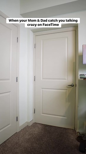 497K views · 34K reactions | When your Mom & Dad catch you talking crazy on FaceTime  #comedy #comedyvideos #funnyvideos #theclassiiics #mom #momlife #dad #dadlife #parents #kida #Facetime | TheClassiiics | Facebook