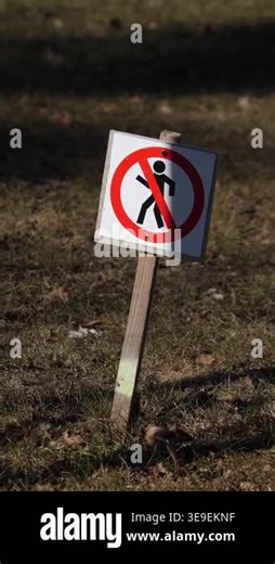 No pedestrian access sign in a grassy area. Vertical video Stock Video Footage - Alamy