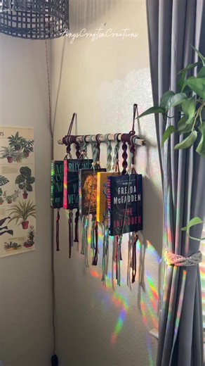 📕 Make your own Macrame book holder, absolutely yes! Display your TBR, favorite series, or current reads. • Make your own following my step by step tutorial on my YouTube. Give it as a gift to the reader in your life. • YouTube link is In my bio. • • #macrame #macrametutorial #macramewallhanging #macramedecor #booklover | AngscraftsnCreations Macrame