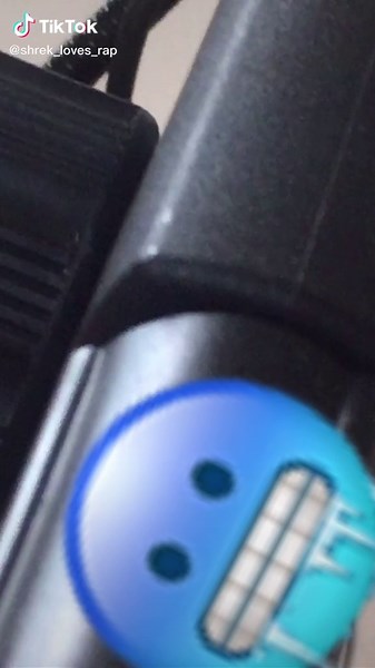 Shrek (@shrek_loves_rap)’s videos with original sound