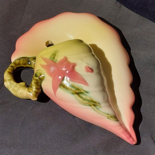 Vintage Hull Woodland Pottery Wall Pocket – Chartreuse & Pink, #W-13 - Etsy UK