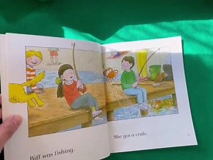 《Funny fish》《有趣的钓鱼之旅》是一个有趣的英文小故事，快带宝宝看起来吧！#牛津阅读树 #英文绘本 #英语启蒙