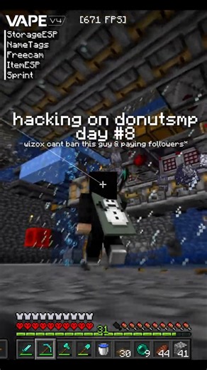 hacking on donutsmp day #8 (base hunting cheat) #shorts #donutsmp #drdonut #minecraft #mcpe