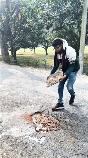 social work road repairing #repairing #samajseva #roadsafety #helping #nation #helpinghand #shorts