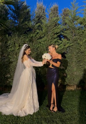 Brunette Besties: Friendship Goals for Every Bride