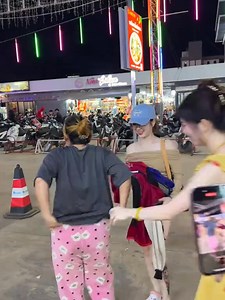 ញាក់សាច់😀😀😀 | BN BN