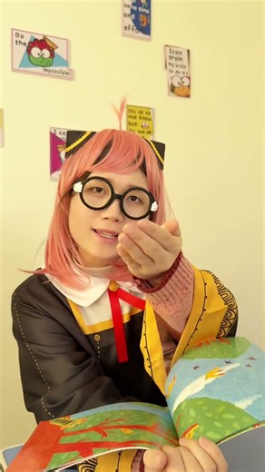 Baixue's Cabbage Eclairs Disappeared Cosplay Girl Who Likes Food Little Theater