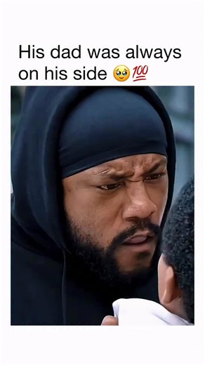 Motivational & Relatable on Instagram: "I love how his dad had his back 🎬: Everybody Hates Chris Everybody Hates Chris is a sitcom based on the life of comedian Chris Rock, who narrates the show, about his experiences growing up in 1980s Brooklyn, New York, as the eldest of three children in a working-class family. The series, created by Chris Rock and Ali LeRoi, aired on UPN and The CW from 2005 to 2009 and follows Chris as he navigates school, family life, and the challenges of being a black 