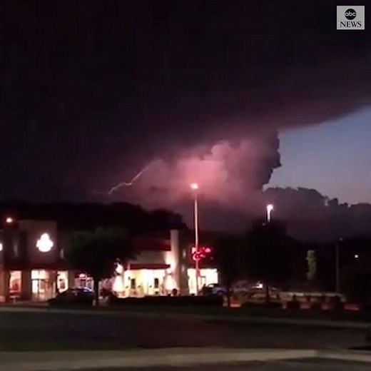 892K views · 12K reactions | A large black cloud darkened the sky in Kansas City, Missouri, as the National Weather Service issued a tornado emergency alert in the area. The tornado covered 25 miles and the airport was evacuated. https://abcn.ws/2I89UM3 | ABC News | Facebook