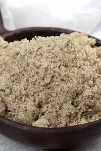 Learn how to make Almond Meal with our simple recipe, an alternative to expensive store products, in minutes. You only need a blender or a food processor to make this almond meal recipe, which is also great for gluten-free baking. Discover what almond meal is and start using it as a flour substitute for your baked goods to stay low-carb. Full Recipe: https://www.lowcarb-nocarb.com/what-is-almond-meal/ | Lowcarb-nocarb