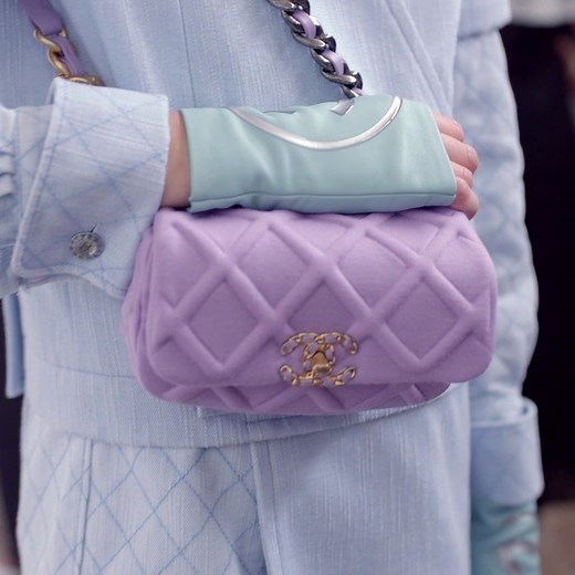 Up-close at the Cruise 2019/20 show in Paris, with looks and accessories reflecting the collection’s travel spirit. See more on chanel.com/-RTW_Cruise2019-20 | CHANEL