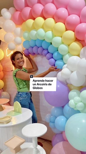 Aprende a hacer un Arcoiris de Globos paso a paso