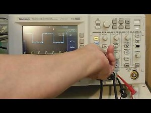 AUC-1030 TEKTRONIX TDS3032B デジタル・フォスファ・オシロスコープ 中古品