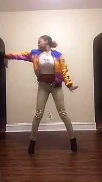 Simone - 4 Walls ( Hip Rolling )