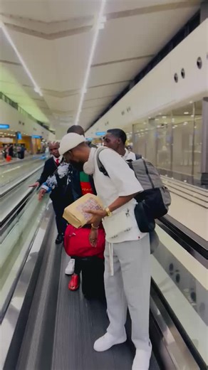 Joyful Harmonies at Australia’s Astral Weeks Bar